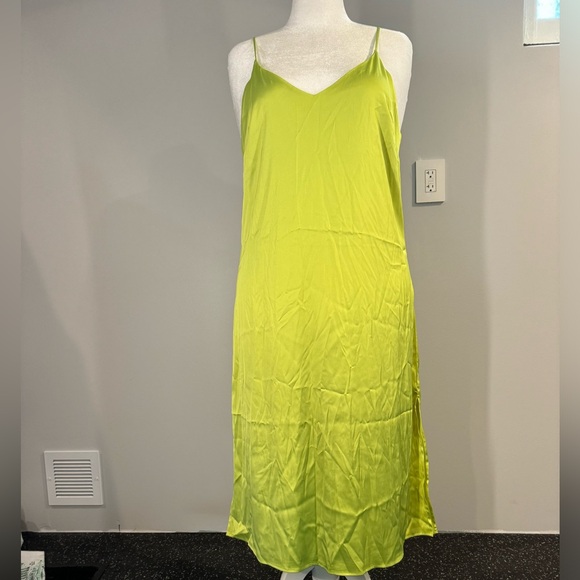 NWOT The Drop Women's Ana Silky V-neck Midi Slip Dress Lime Green - Picture 2 of 12